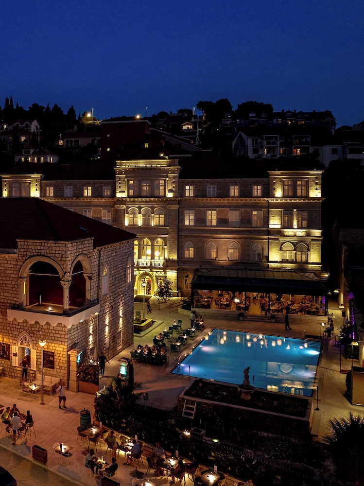 Hotel Lapad — Hotel building in Dubrovnik, Dubrovnik-Neretva