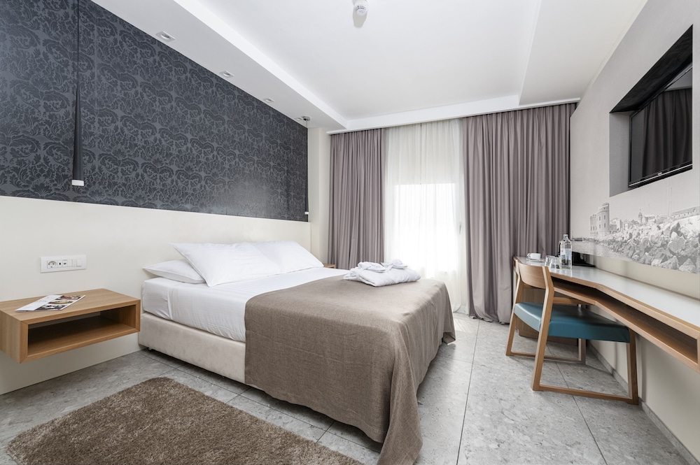 Hotel Lero — Hotel rooms in Dubrovnik, Dubrovnik-Neretva