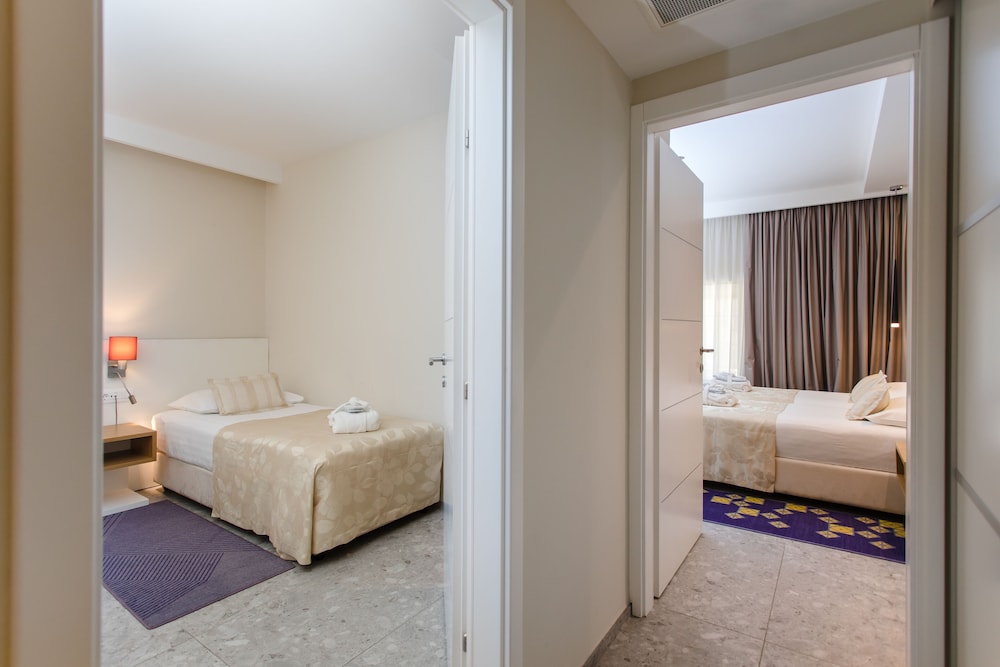 Hotel Lero — Hotel rooms in Dubrovnik, Dubrovnik-Neretva