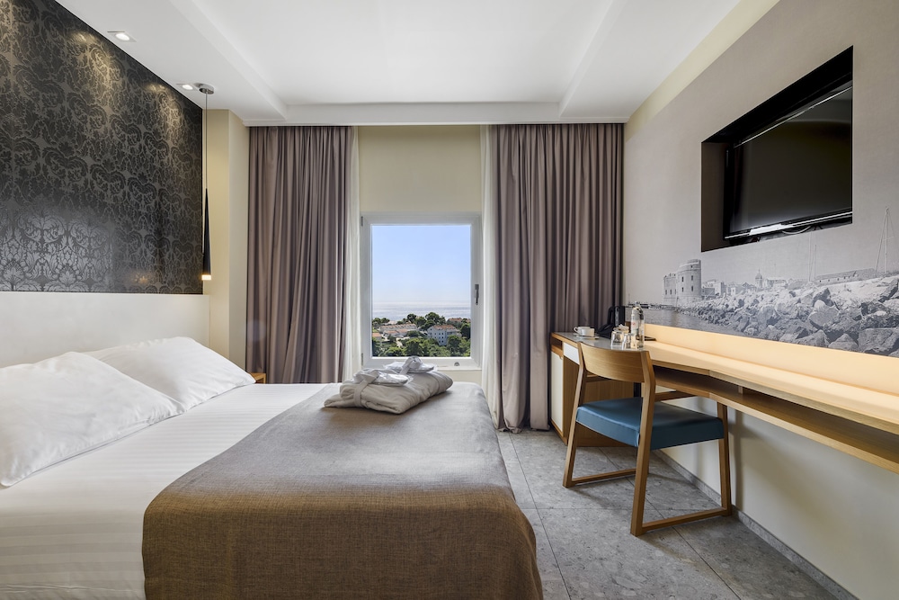 Hotel Lero — Hotel rooms in Dubrovnik, Dubrovnik-Neretva