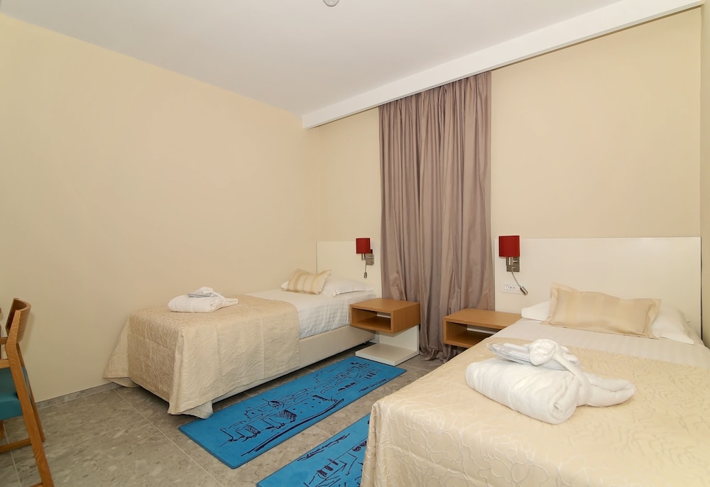 Hotel Lero — Hotel rooms in Dubrovnik, Dubrovnik-Neretva