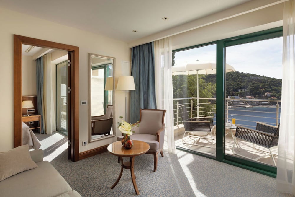 Hotel More — Hotel rooms in Dubrovnik, Dubrovnik-Neretva