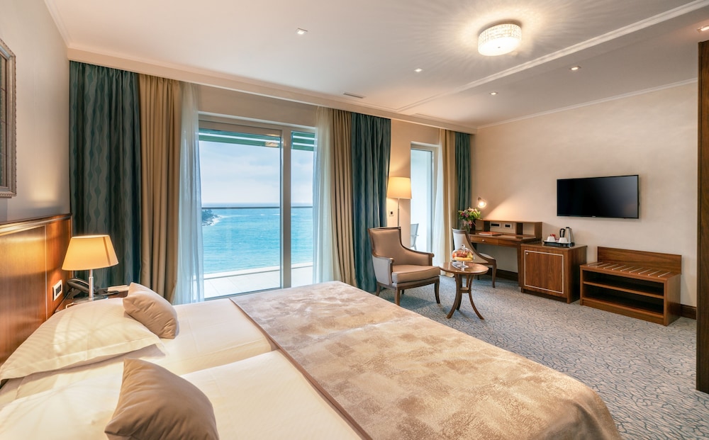 Hotel More — Hotel rooms in Dubrovnik, Dubrovnik-Neretva