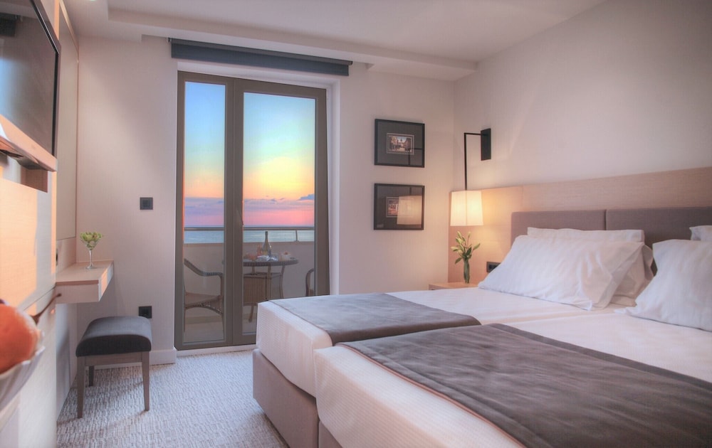 Hotel Royal Neptun — Hotel rooms in Dubrovnik, Dubrovnik-Neretva