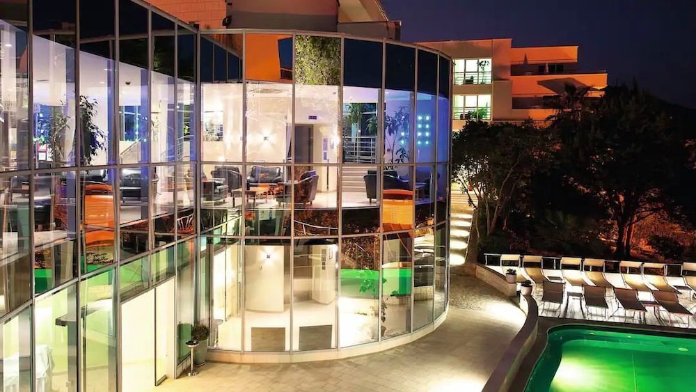 Hotel Royal Neptun — Restaurant & bars in Dubrovnik, Dubrovnik-Neretva