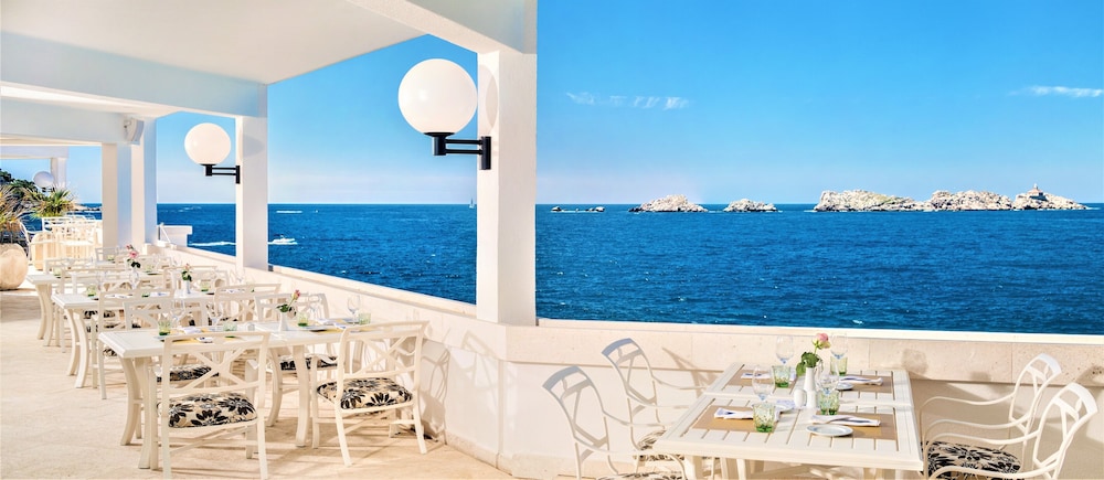 Hotel Royal Neptun — Restaurant & bars in Dubrovnik, Dubrovnik-Neretva