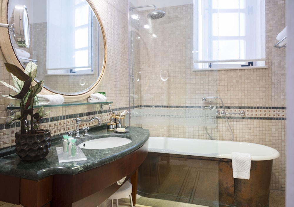 The Pucic Palace — Hotel rooms in Dubrovnik, Dubrovnik-Neretva