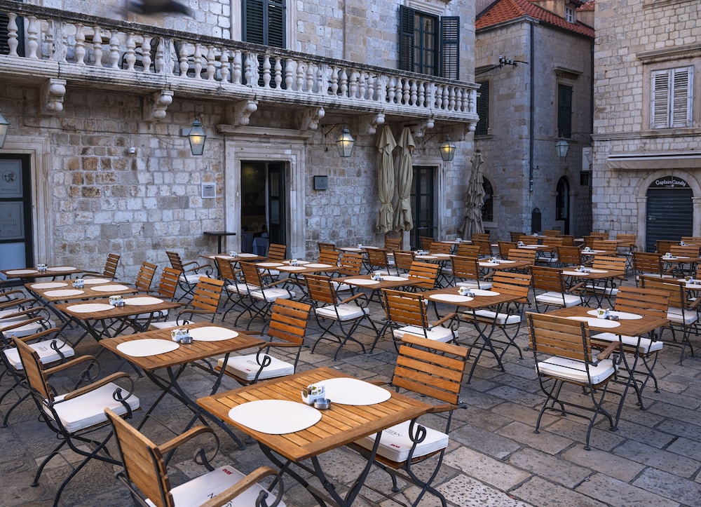The Pucic Palace — Restaurant & bars in Dubrovnik, Dubrovnik-Neretva