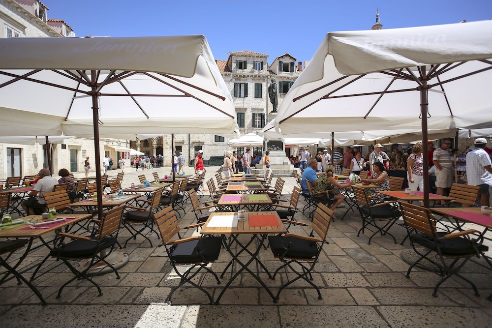 The Pucic Palace — Restaurant & bars in Dubrovnik, Dubrovnik-Neretva