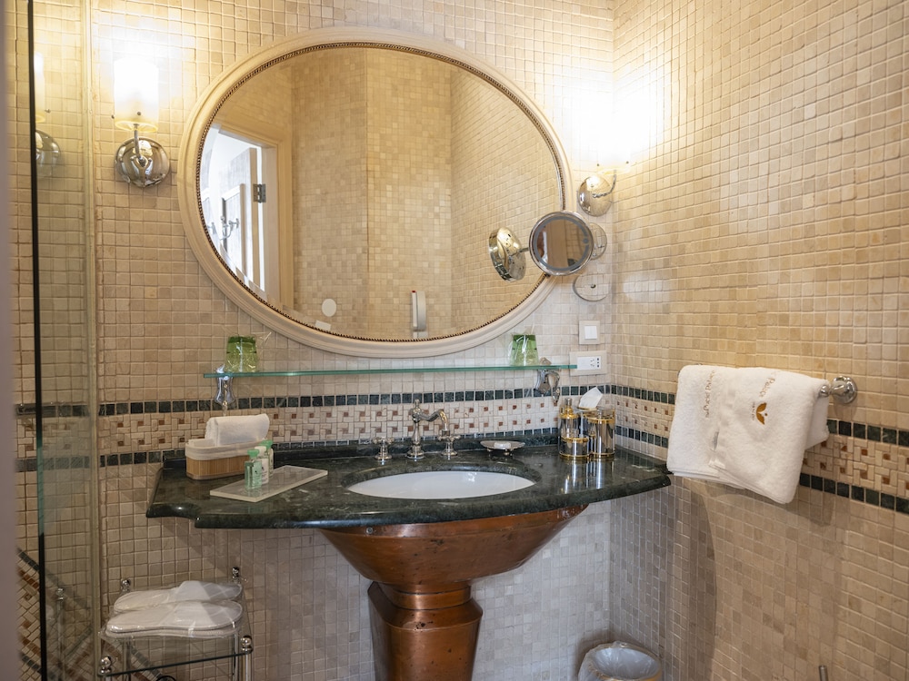 The Pucic Palace — Hotel rooms in Dubrovnik, Dubrovnik-Neretva