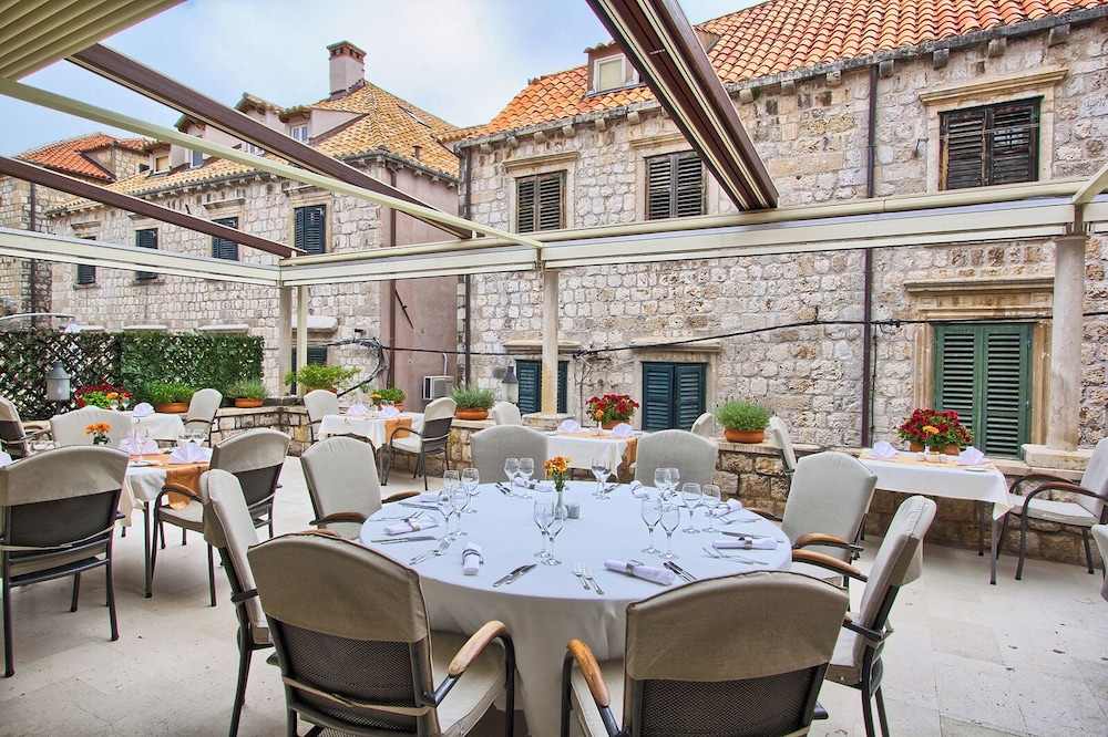 The Pucic Palace — Restaurant & bars in Dubrovnik, Dubrovnik-Neretva