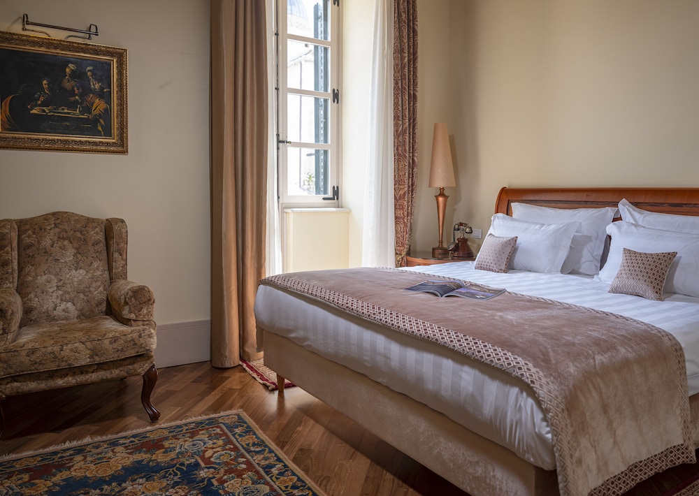 The Pucic Palace — Hotel rooms in Dubrovnik, Dubrovnik-Neretva