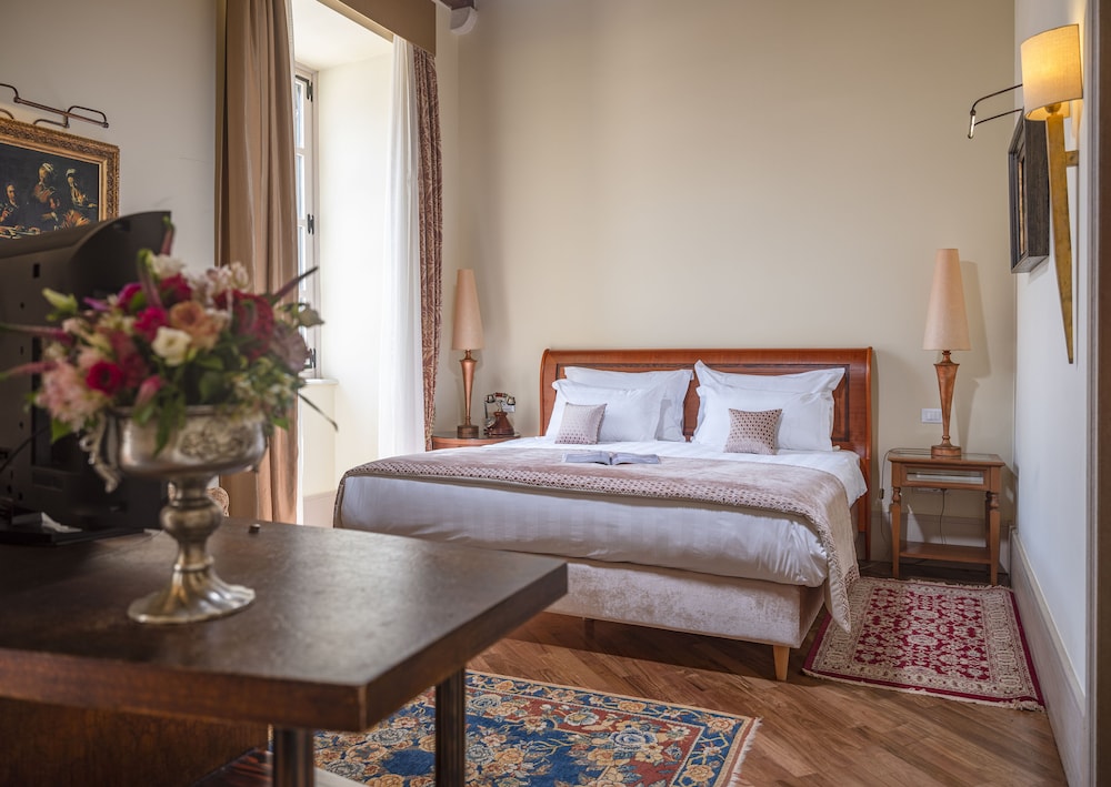The Pucic Palace — Hotel rooms in Dubrovnik, Dubrovnik-Neretva