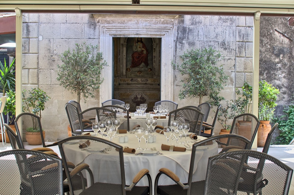The Pucic Palace — Restaurant & bars in Dubrovnik, Dubrovnik-Neretva