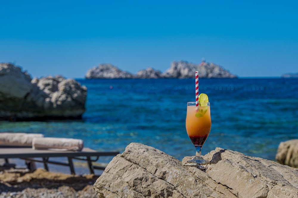 Hotel Splendid — Beach in Dubrovnik, Dubrovnik-Neretva