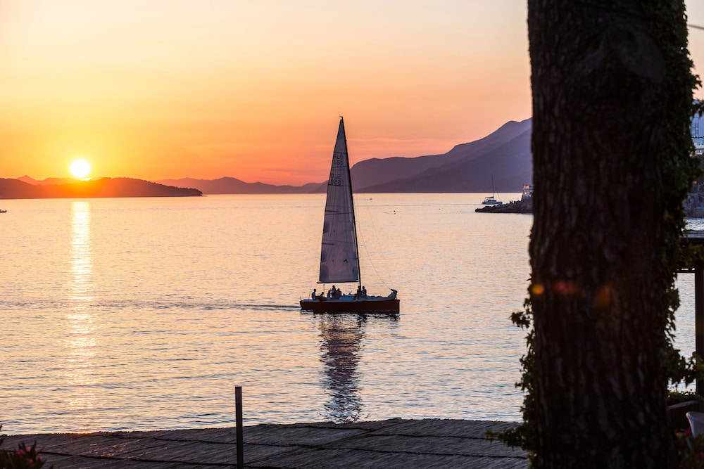 Hotel Splendid — Beach in Dubrovnik, Dubrovnik-Neretva