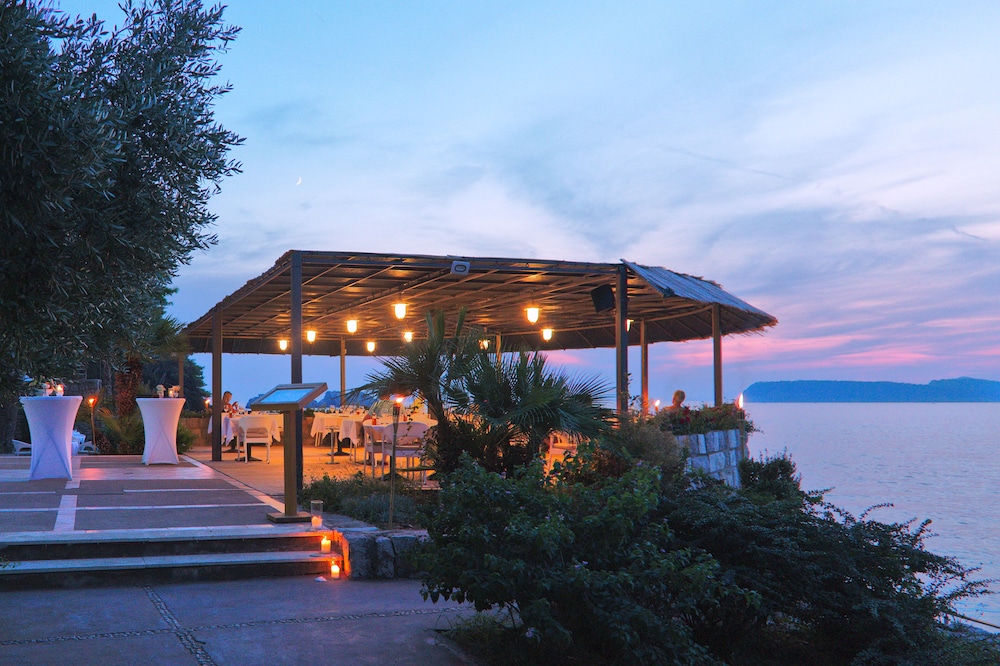 Hotel Splendid — Restaurant & bars in Dubrovnik, Dubrovnik-Neretva