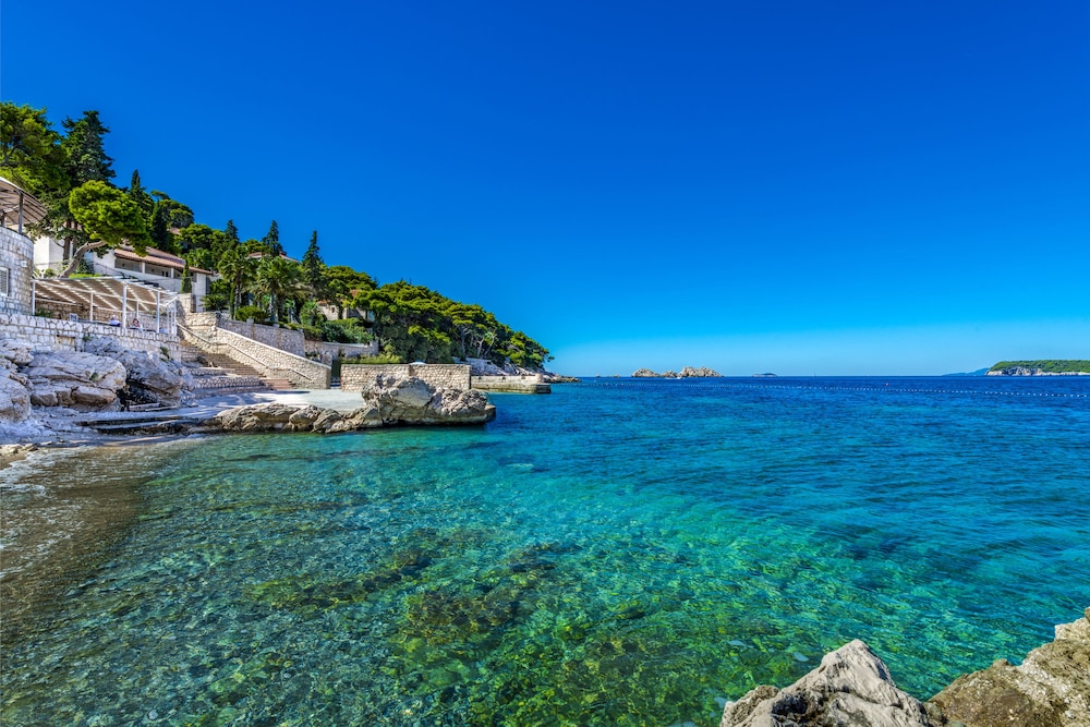Hotel Splendid — Beach in Dubrovnik, Dubrovnik-Neretva