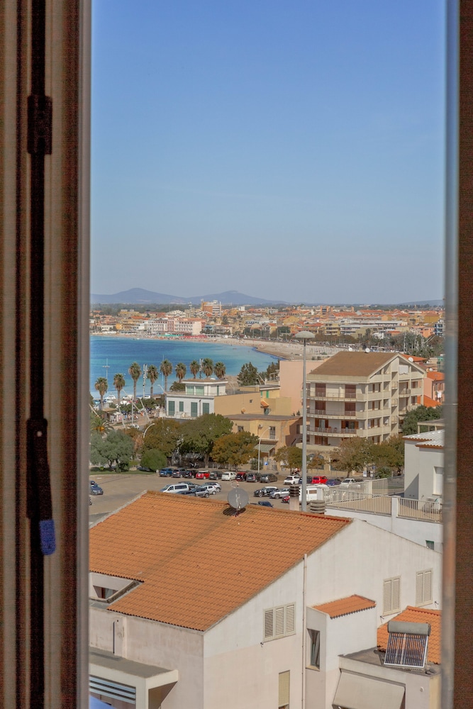 Hotel Catalunya — Hotel rooms in Alghero, Sardinia