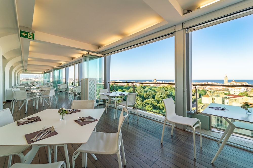 Hotel Catalunya — Restaurant & bars in Alghero, Sardinia