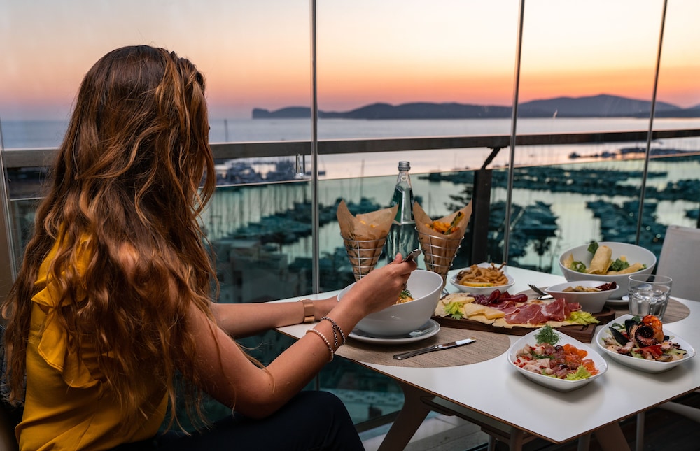 Hotel Catalunya — Restaurant & bars in Alghero, Sardinia
