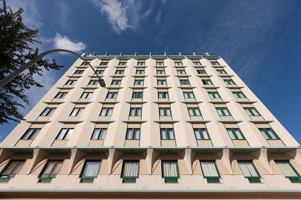 Hotel Catalunya — Hotel building in Alghero, Sardinia