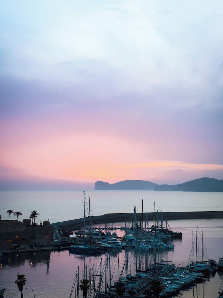 Hotel Catalunya — Beach in Alghero, Sardinia