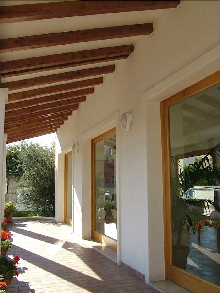 Hotel Angedras — Hotel building in Alghero, Sardinia
