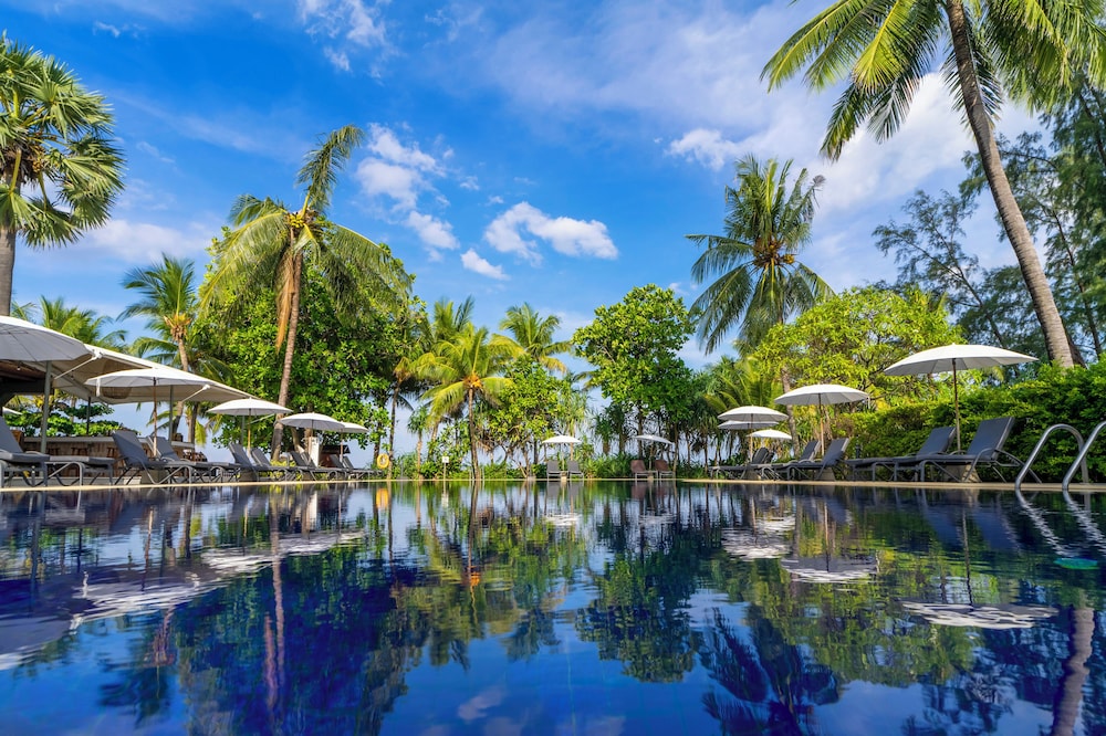 Sunprime Kamala Beach — Swimming pool in Kamala, Phuket Province