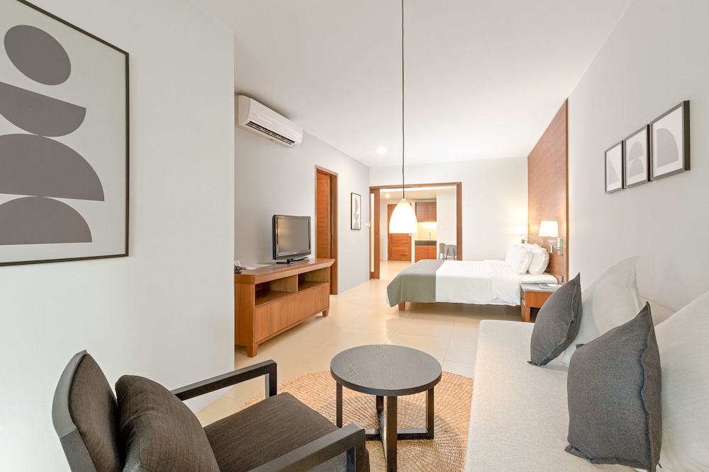 Sunprime Kamala Beach — Hotel rooms in Kamala, Phuket Province