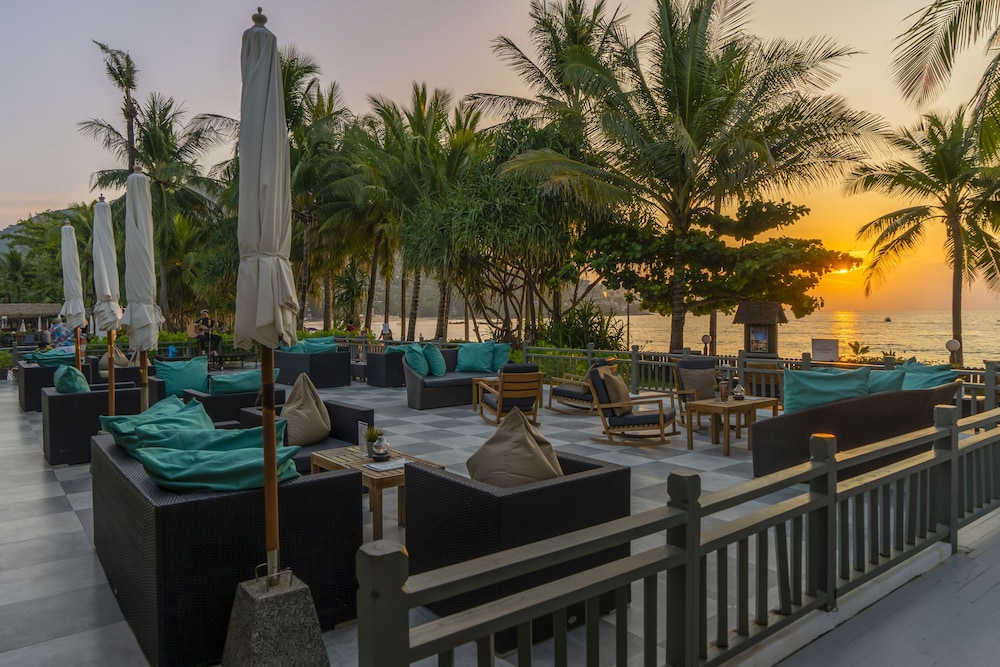 Sunprime Kamala Beach — Restaurant & bars in Kamala, Phuket Province