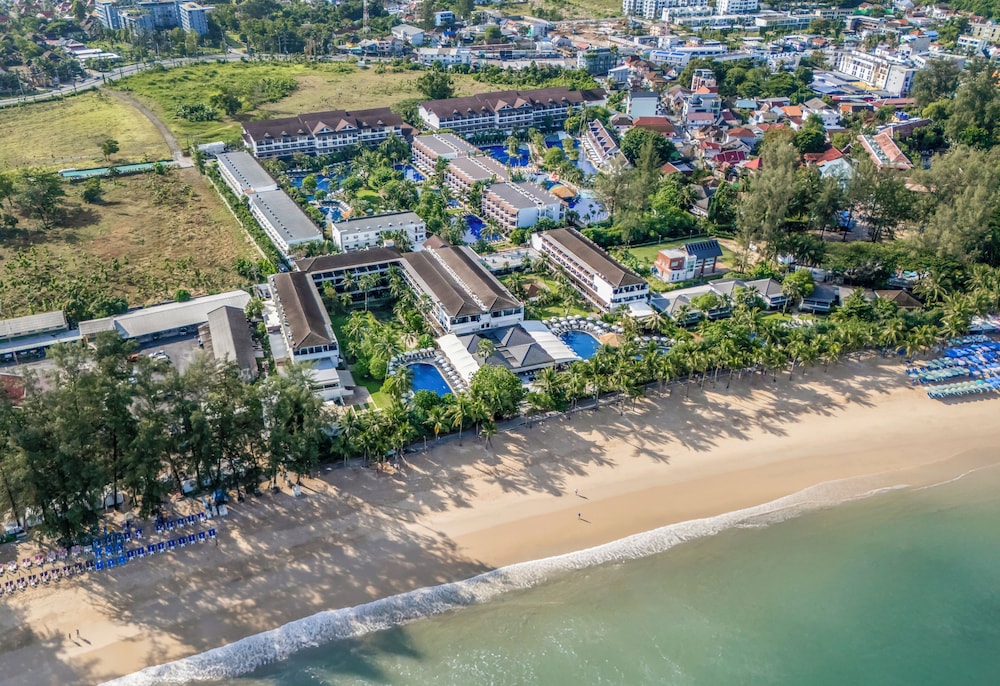 Sunprime Kamala Beach — Hotel building in Kamala, Phuket Province