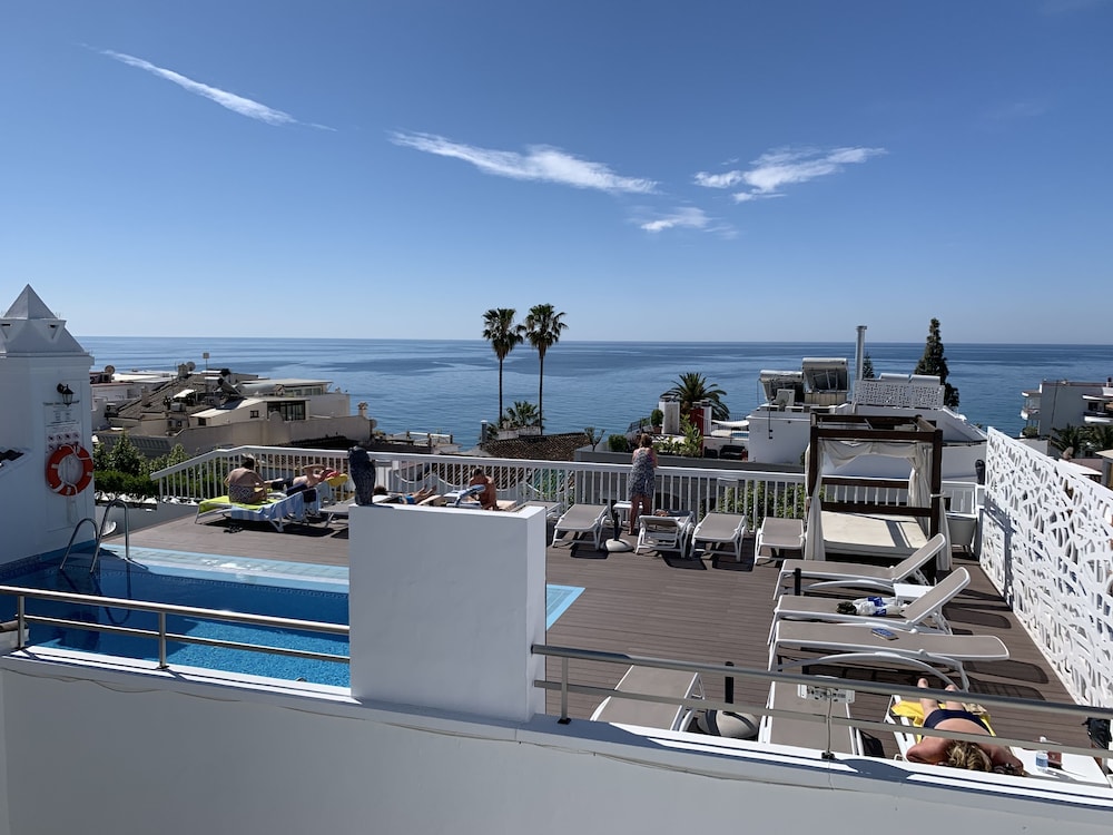 Hotel Plaza Cavana — Swimming pool in Nerja, Andalusia