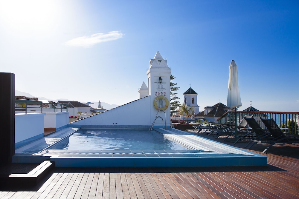 Hotel Plaza Cavana — Swimming pool in Nerja, Andalusia