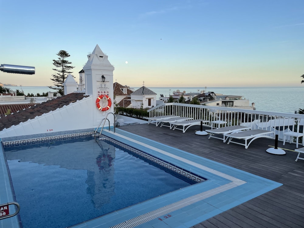 Hotel Plaza Cavana — Main photo in Nerja, Andalusia