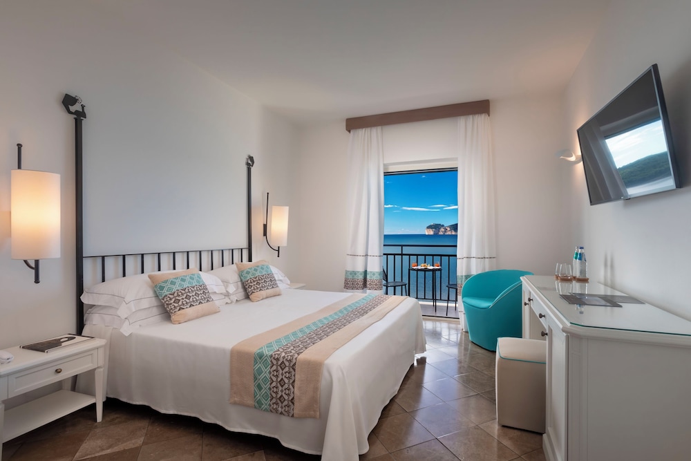 El Faro Hotel & Spa — Hotel rooms in Alghero, Sardinia