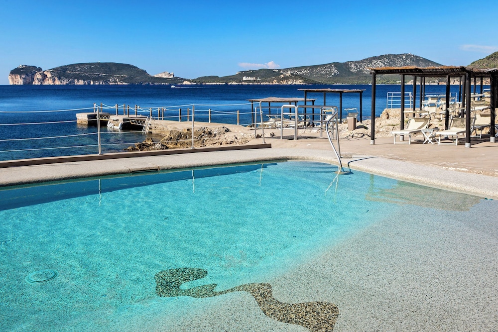 El Faro Hotel & Spa — Swimming pool in Alghero, Sardinia