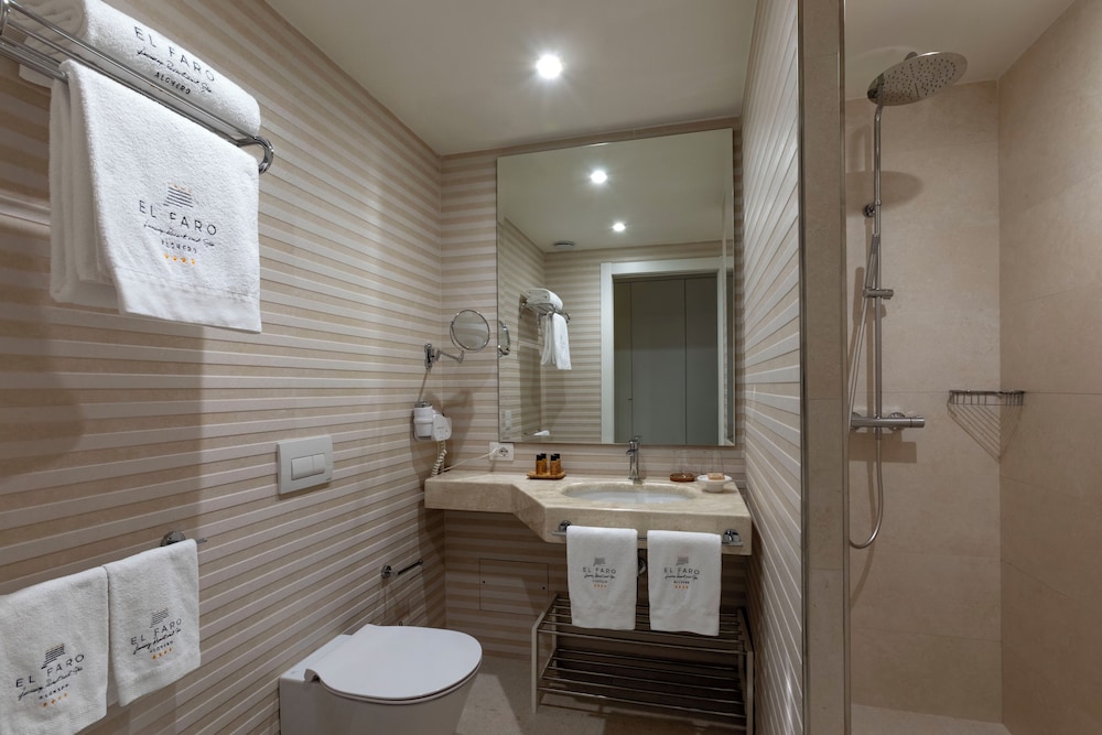 El Faro Hotel & Spa — Hotel rooms in Alghero, Sardinia