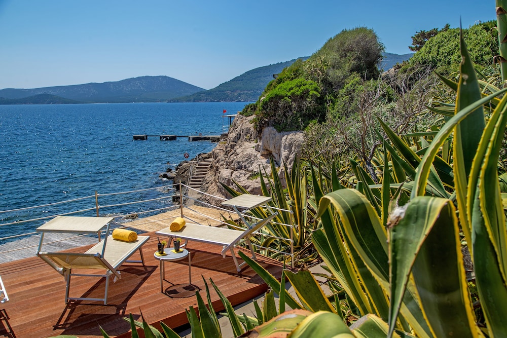 El Faro Hotel & Spa — Beach in Alghero, Sardinia