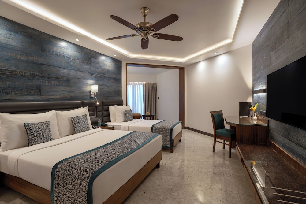 Kenilworth Resort & Spa — Hotel rooms in Utorda, Goa
