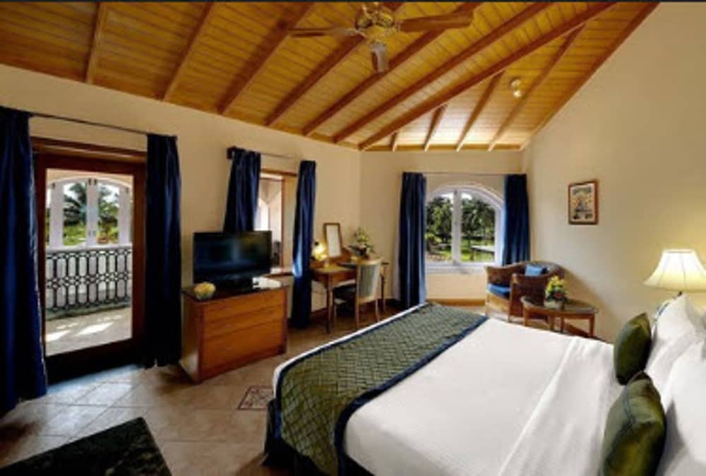 Kenilworth Resort & Spa — Hotel rooms in Utorda, Goa