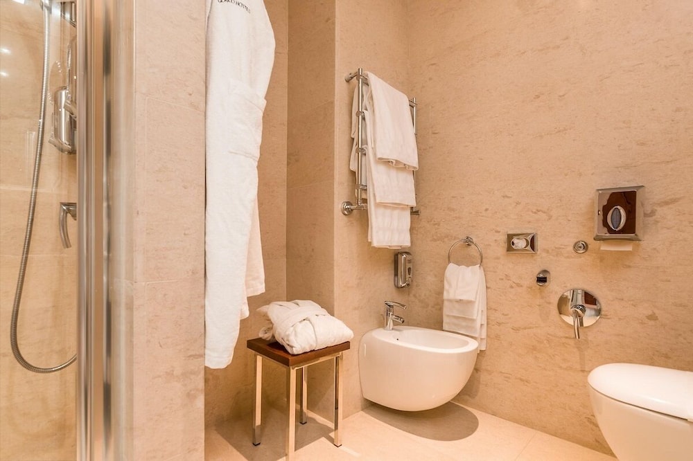 Smy Carlos V Alghero — Hotel rooms in Alghero, Sardinia