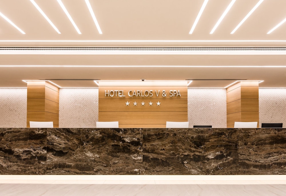 Smy Carlos V Alghero — Hotel building in Alghero, Sardinia