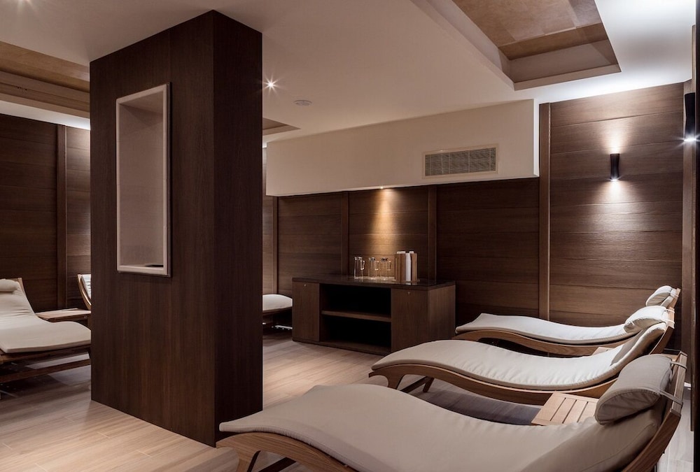 Smy Carlos V Alghero — Hotel rooms in Alghero, Sardinia