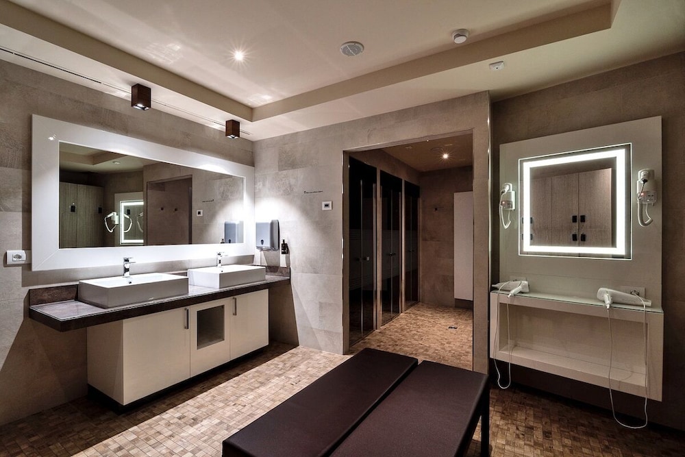 Smy Carlos V Alghero — Hotel rooms in Alghero, Sardinia