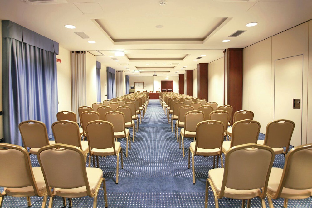 Smy Carlos V Alghero — Hotel building in Alghero, Sardinia