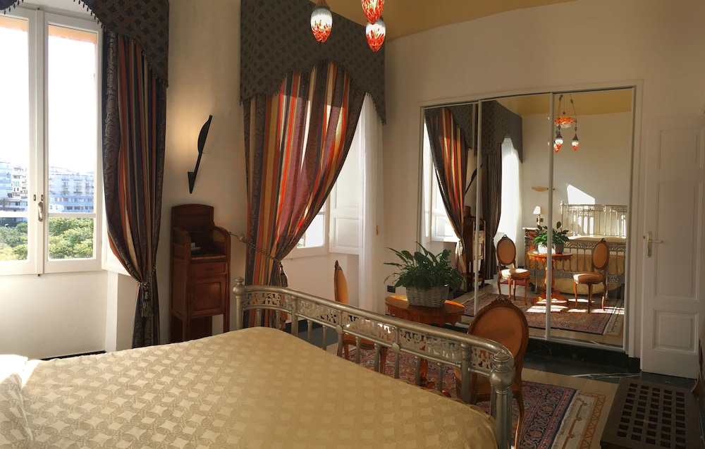 Villa Las Tronas Hotel & Spa — Hotel rooms in Alghero, Sardinia