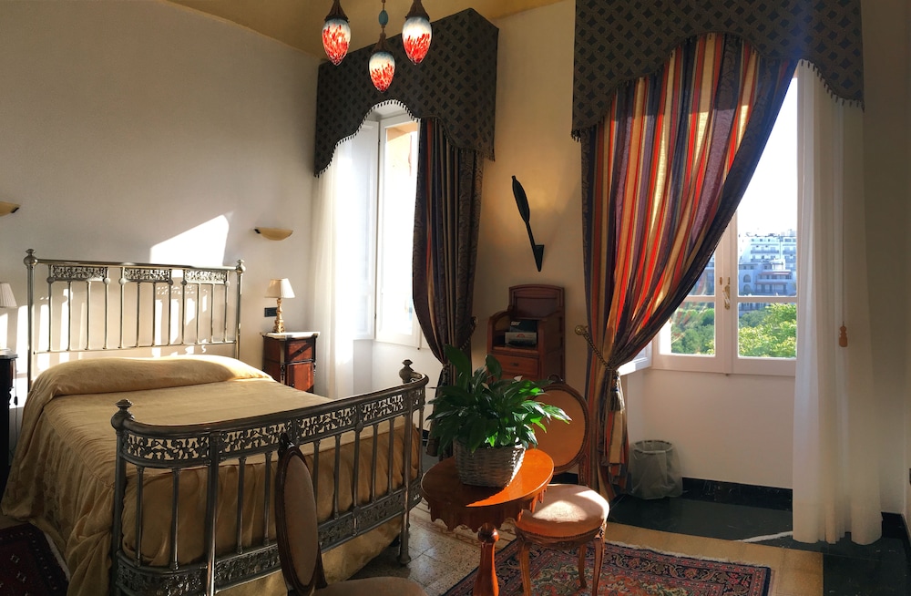 Villa Las Tronas Hotel & Spa — Hotel rooms in Alghero, Sardinia