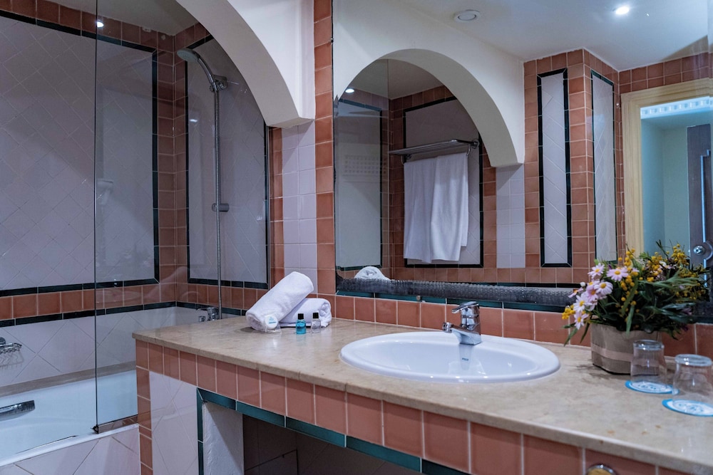 TMK Flora Park by Turismark — Hotel rooms in Hammamet, Nabeul