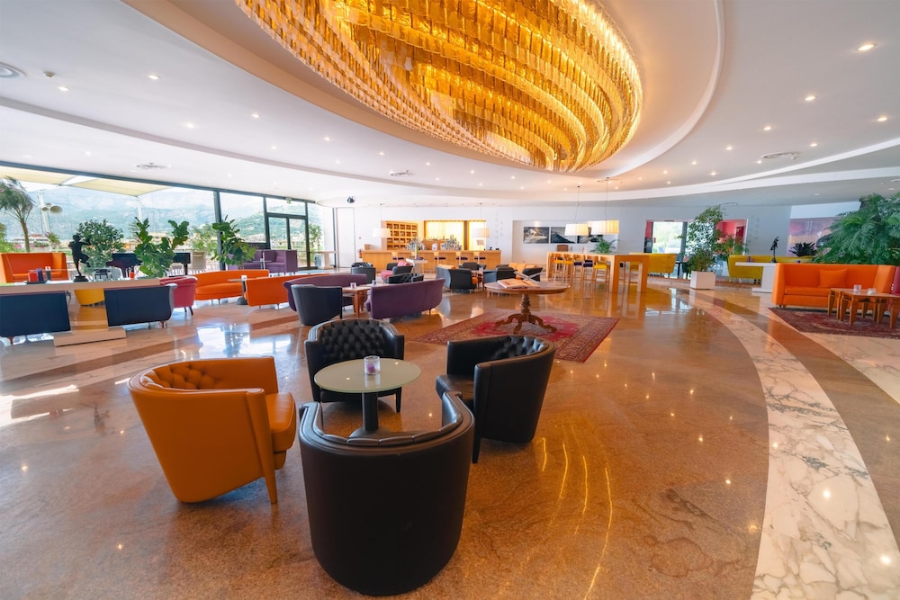 Hilton Sorrento Palace — Restaurant & bars in Sorrento, Campania